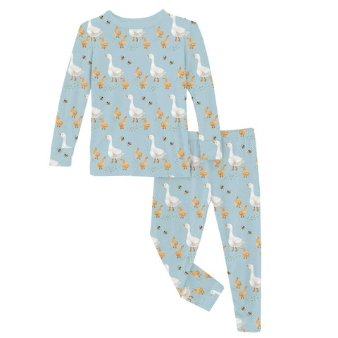 2 Piece Pajama Set (Long Sleeve) - Spring Sky Feeding Ducks