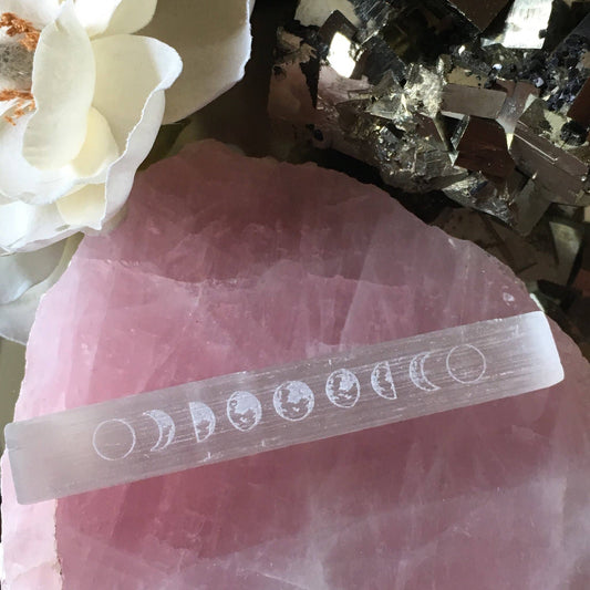 Rough Mini Selenite Wand - Moon Phase (4")