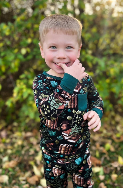 2 Piece Pajamas (Long Sleeve) - Herbology