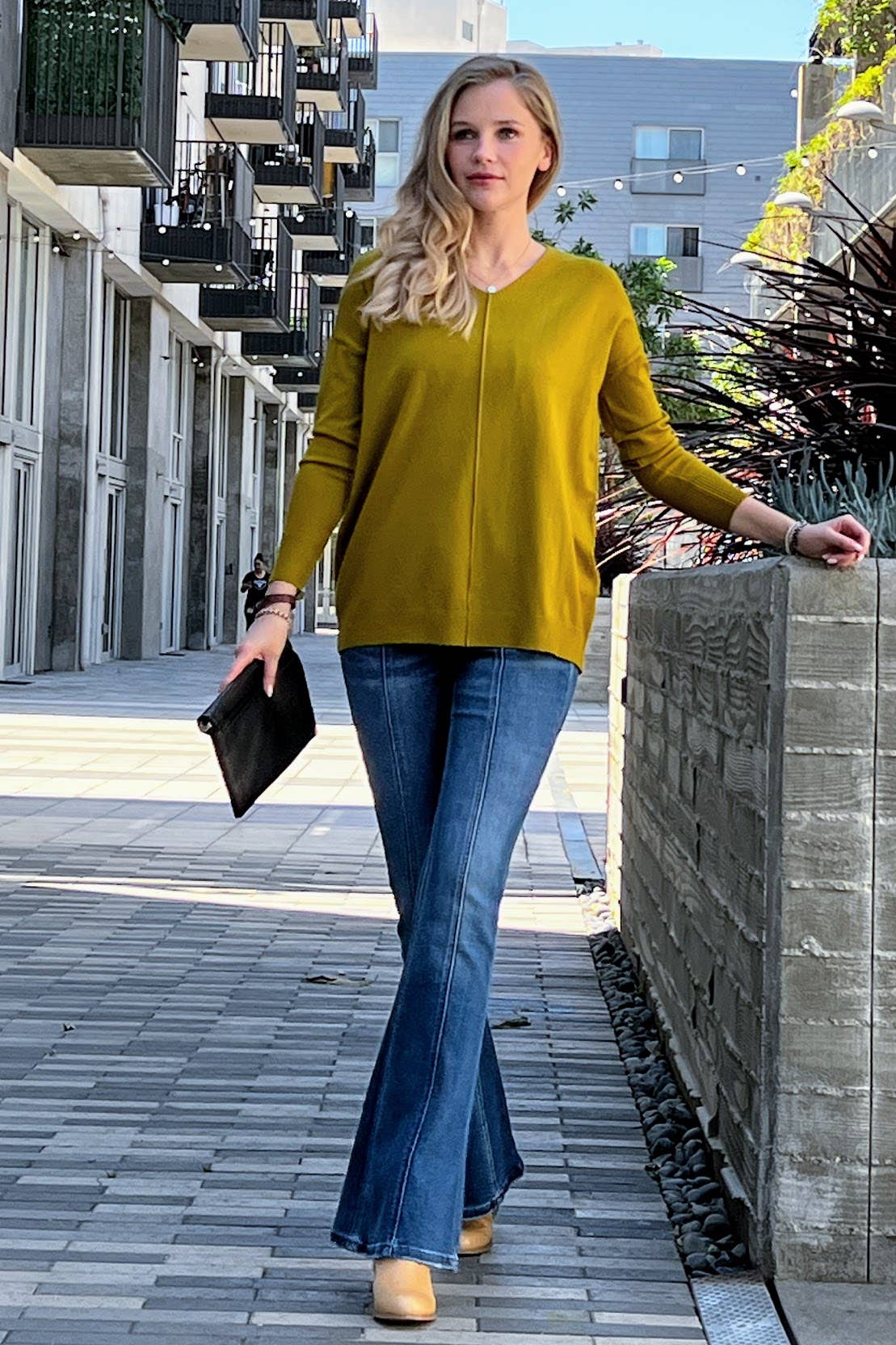 V-Neck Front Seam Sweater - Olive Mustard