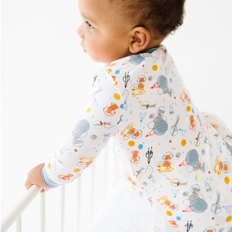 Footie (Magnetic) - Astro Pup