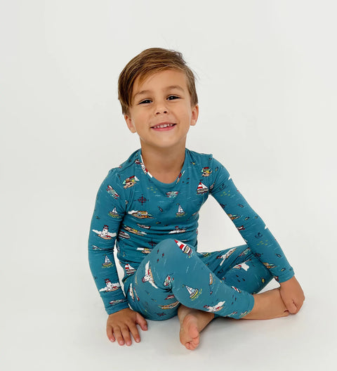 2 Piece Pajamas (Long Sleeve) - Lighthouses