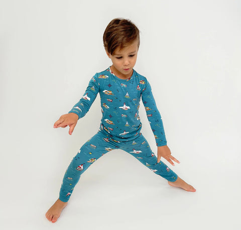 2 Piece Pajamas (Long Sleeve) - Lighthouses