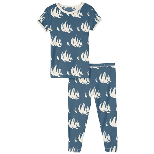 Conjunto de pijama de 2 piezas (manga corta) - Regata de veleros en aguas profundas