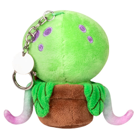 A back view of the plush Venus Fly Trap keychain