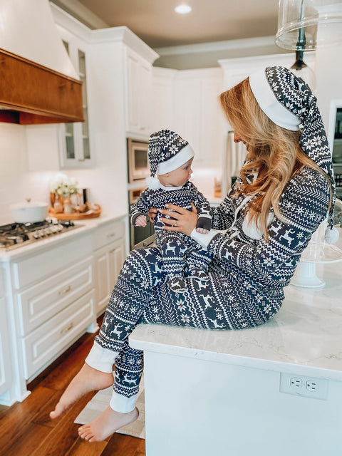 2 Piece Pajama + Cap (Women's) - Rudolph