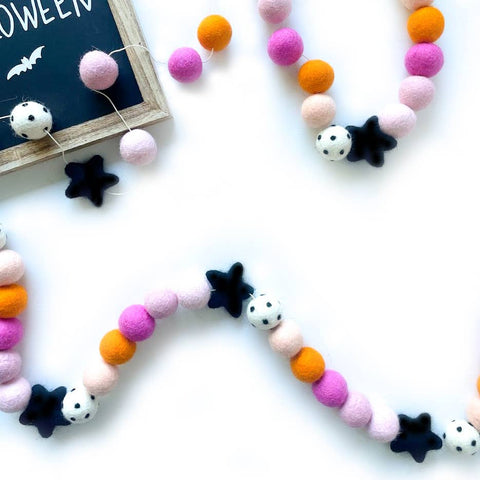 Wool Garland - Pink & Spooky Halloween (Small)