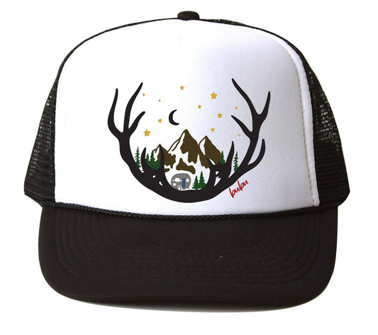 Bubu - Antlers White/Black Trucker Hat
