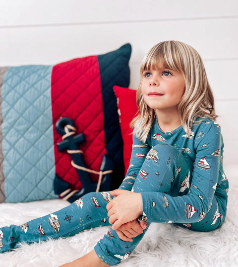 2 Piece Pajamas (Long Sleeve) - Lighthouses